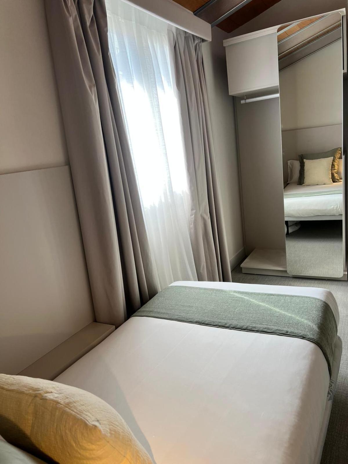 Vtz Hotel San Valero 사라고사 외부 사진